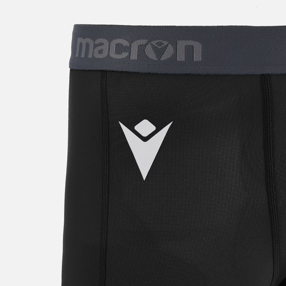 Macron Oak Thermoshort Noir Senior